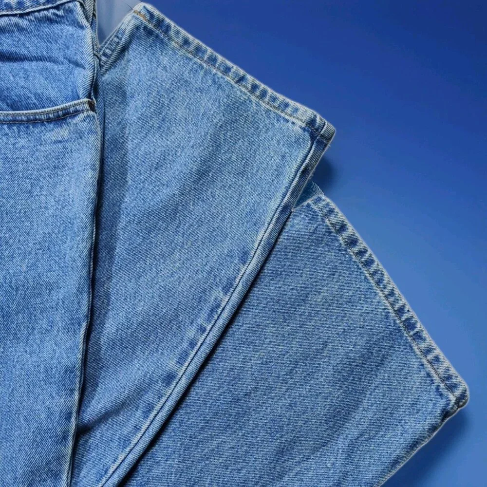 LLBean 100% Cotton Classic Relaxed Fit Straight Jeans Size 40x32 Blue Denim - Picture 12 of 12